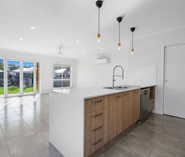 Stylish 2 Story Family Home in the Heart of Sanctum Estate - Photo 3
