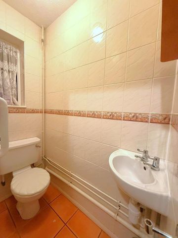 3 bedroom terraced house to rent - Photo 5