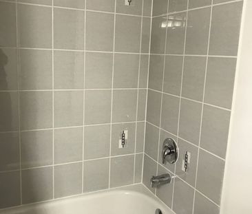 For Lease - 2214 Chevron Prince Path, Oshawa, Ontario - Photo 4