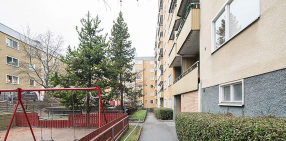 Åvingegränd 13, Tensta - Photo 2