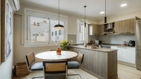 Room in a shared 4-bedroom apartment for rent in La Sagrada Família. - Foto 5
