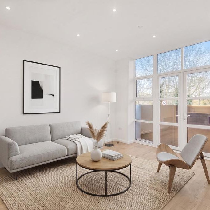 1 bedroom ground floor flat to rent - Photo 1