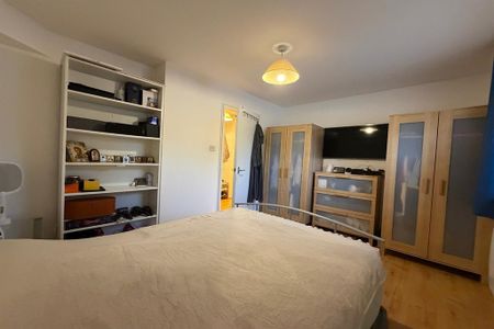 1 bedroom apartment to rent - Photo 4