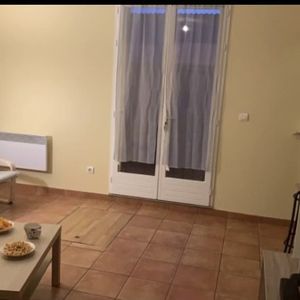 Location Appartement 1 pièce 25m² BORDEAUX 33800 - Photo 2