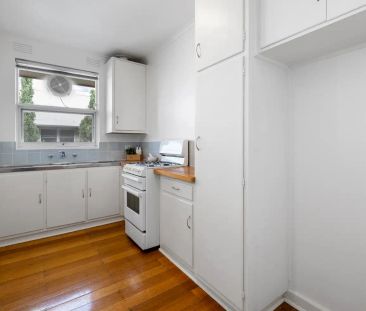 “BEACH VIBES” - Photo 4