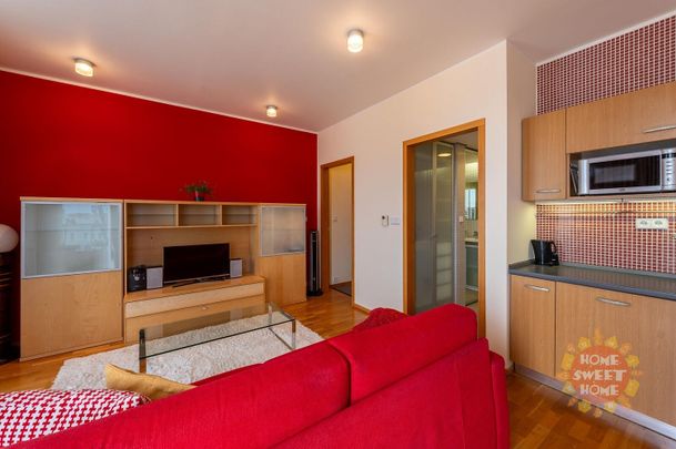 Pronájem bytu 1+kk 32 m² - Fotografie 1
