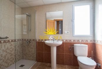 2-BEDROOM APARTMENT FOR RENT IN BENIDORM - ALICANTE