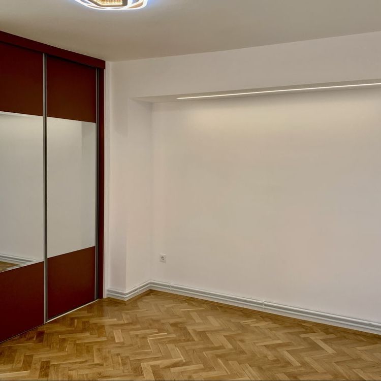 Apartament cu 3 camere, elegant, Central,Targu Mures - Photo 1