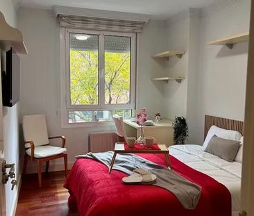 Calle de Arturo Soria, Madrid, Community of Madrid 28033 - Photo 4