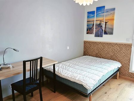 Modern 3 double bedroom apartment/university area - Photo 2