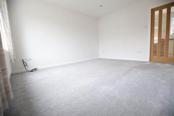 2 bedroom semi-detached house to rent - Photo 1