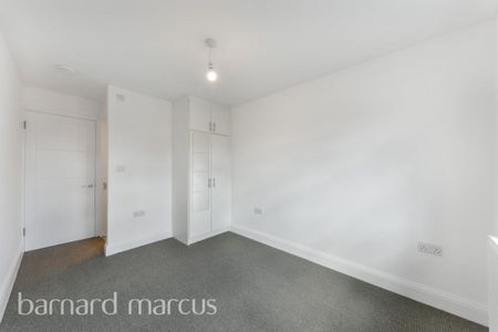 Beverley Way - Photo 3