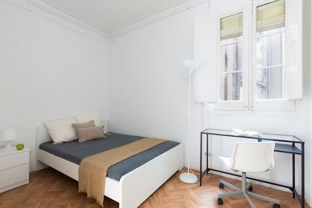 Gran Via de les Corts Catalanes, Barcelona, Catalonia 08011 - Photo 1