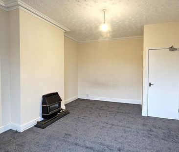 1 bed flat to rent in St. Marys Street, Whitchurch, SY13 - Photo 2
