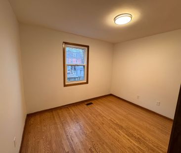 For Lease - 182 St Clarens Avenue Unit# Main, Toronto, Ontario - Photo 6