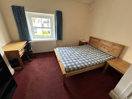 6 bedroom house to rent - Photo 3