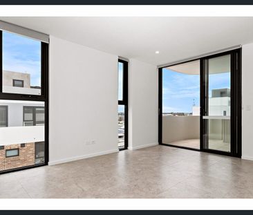 CONTEMPORARY APARTMENT LIVING WITH TWO PRIVATE BALCONIES - Photo 1