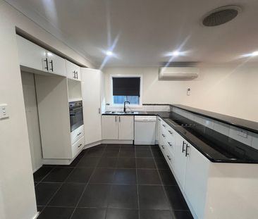 Water usage included in rent - Photo 5