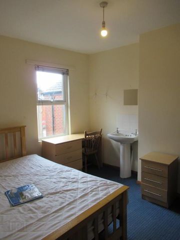 92 Agincourt Avenue, Belfast, BT7 1QB - Photo 3