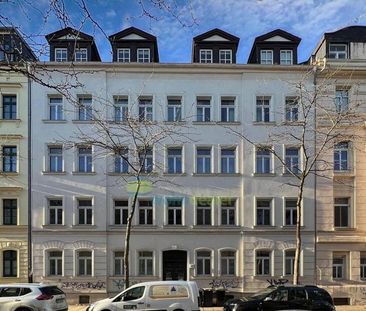 *** DG in Leipzig-Neustadt – 2 Zimmer / Tageslichtbad mit Wanne + W... - Foto 4