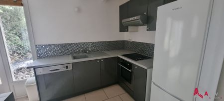 Location Appartement 2 pièces 59m² ARLES 13200 - Photo 5