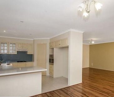 2/34 Outlook Drive, Doncaster - Photo 3