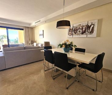 2 Bedroom Apartment For Rent in La Quinta, Málaga - Photo 5