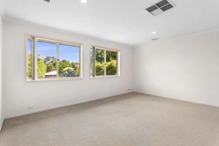 18 Wendy Ey Place, Nicholls. - Photo 4