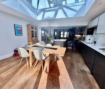 Lanfranc Road, Worthing, West Sussex, BN14 - Photo 3