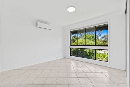 Warm & Welcoming Family Home in a Prime Ruse Location - Photo 2