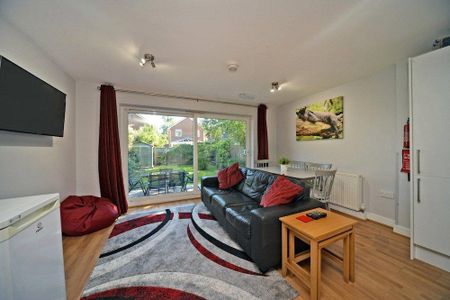 1 bedroom house of multiple occupation to rent - Photo 4