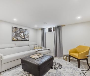 For Lease - 12 Tower Court Unit# Lower, Bradford West Gwillimbury, ... - Photo 1