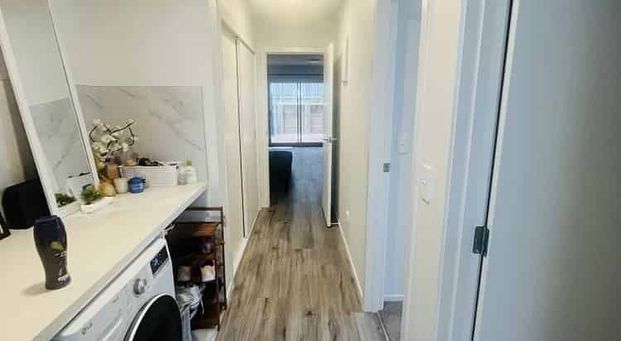 Modern 2-bedroom Apartment in Hamilton CBD - Photo 1