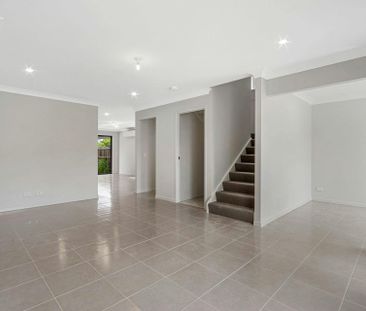 Brand New, Modern 4 Bedroom Home in South Ripley! - Photo 1