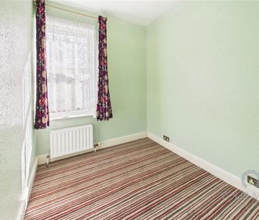 4 bedroom terraced house to rent - Photo 6