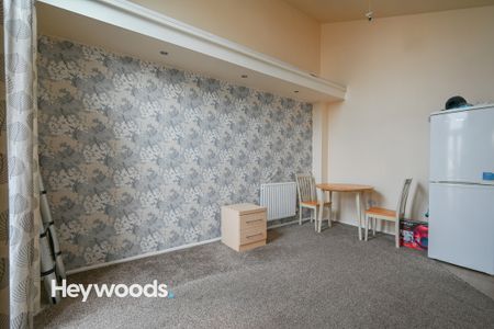 1 bed apartment to rent in Poundlock Avenue, Stoke-on-Trent, Staffordshire - Photo 4