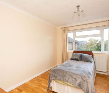 2 bedroom maisonette to rent - Photo 3