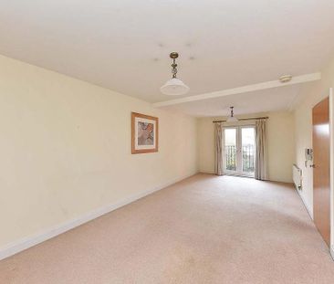 3 bedroom penthouse to rent - Photo 2