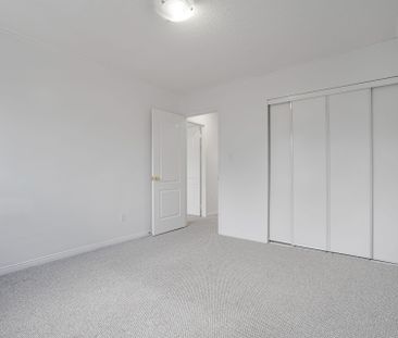 For Lease - 25 Cranston Avenue, Ajax, Ontario - Photo 2