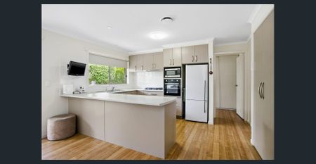 Spacious Family Home for Rent - Photo 3