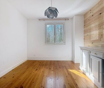 Location Appartement 4 pièces 65m² ST ETIENNE 42100 - Photo 2