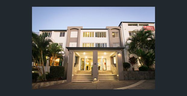 FULLY FURNISHED STUDIO WITH UTILITIES INCLUDED - Photo 1