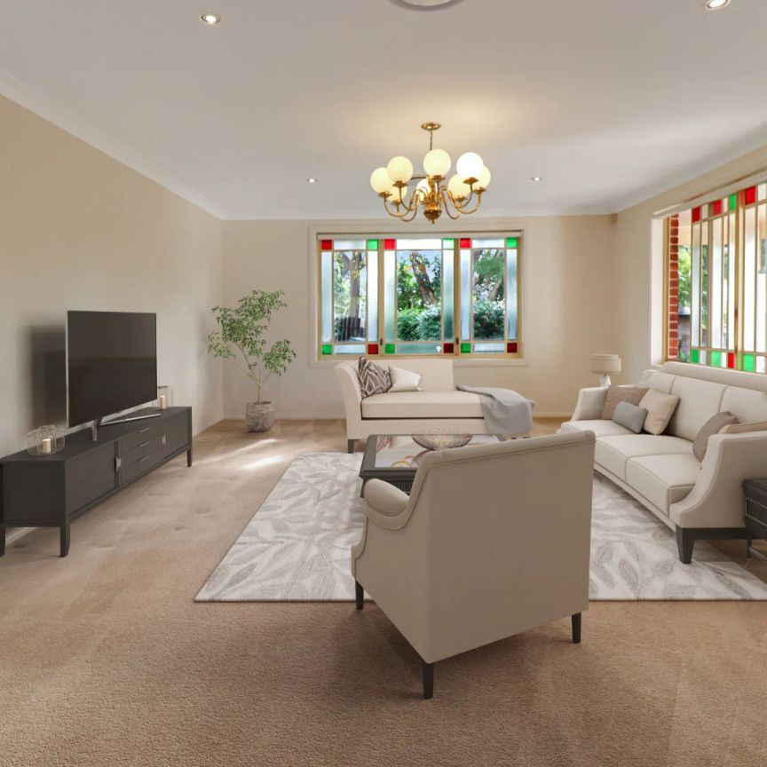 Stunning 4 Bedroom House Offering Convenience And Lifestyle - Photo 1