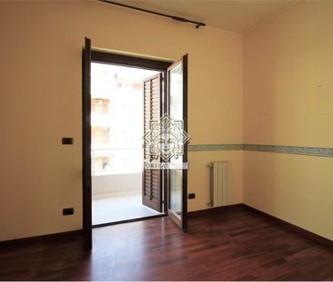 Appartamento con tre camere - Photo 4