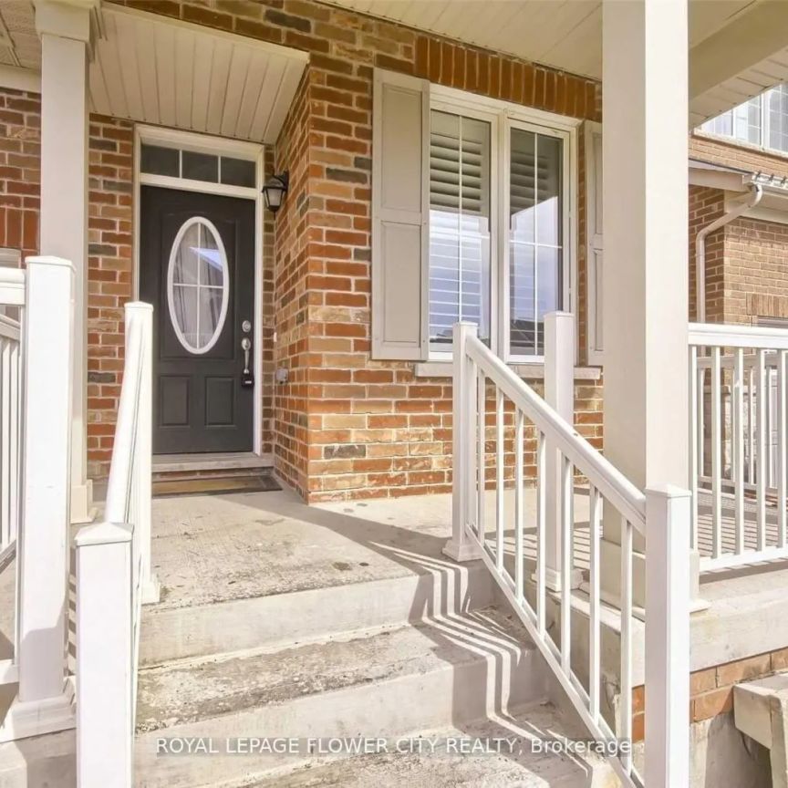 609 GIBSON CRESCENT - Photo 1