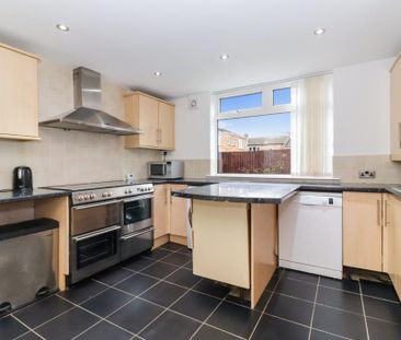 Poynders Hill, HP2 4PH, Hemel Hempstead - Photo 1