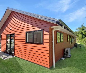 ACACIA BAY - 2 BED - Photo 4