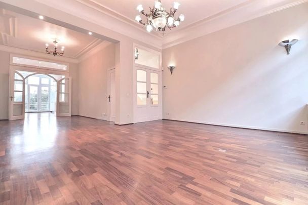 Tout savoir sur cette maison à Ixelles, à Ixelles - Photo 1