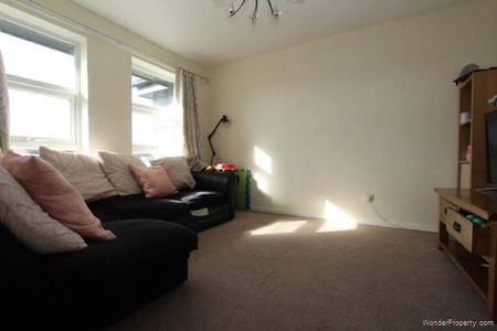 1 bedroom property to rent in Benfleet - Photo 2