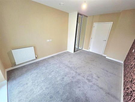 2 bedroom apartment to rent - Photo 4